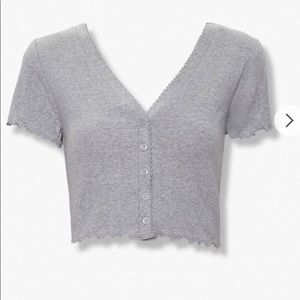 Ribbed lettuce edged crop top